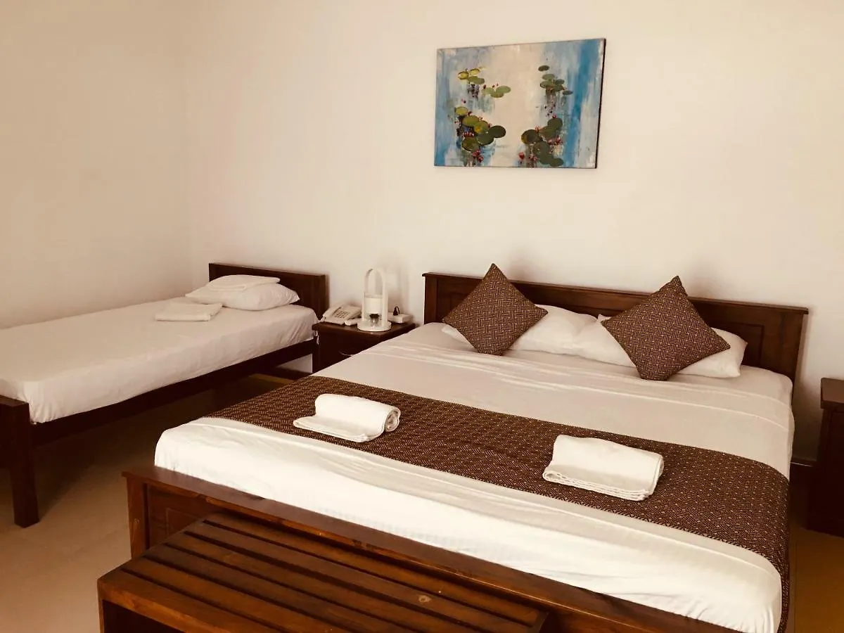 מלון קנדי Sarvodaya Samma Vaasa Residence