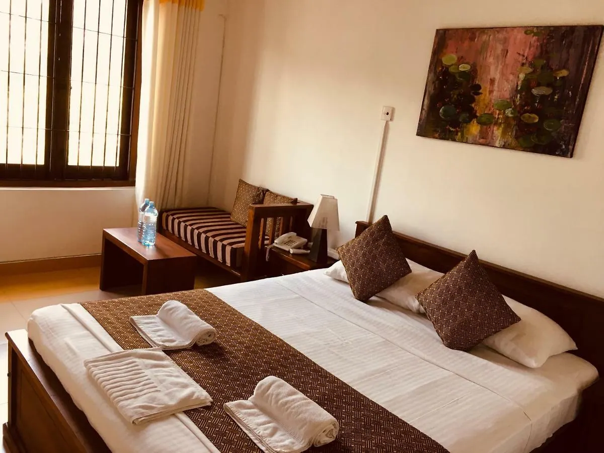 קנדי Sarvodaya Samma Vaasa Residence מלון