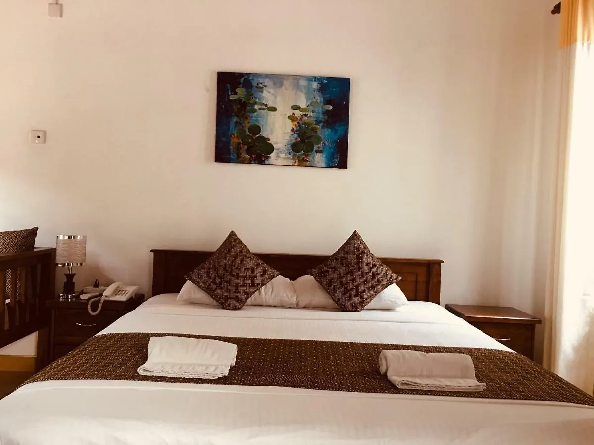 קנדי Sarvodaya Samma Vaasa Residence 3*,  סרי לנקה